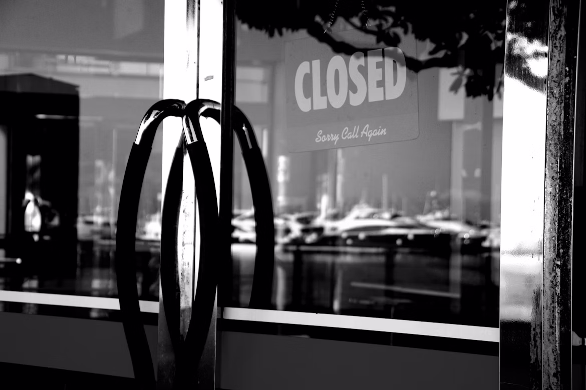 Negocio sin clientes en Medellín